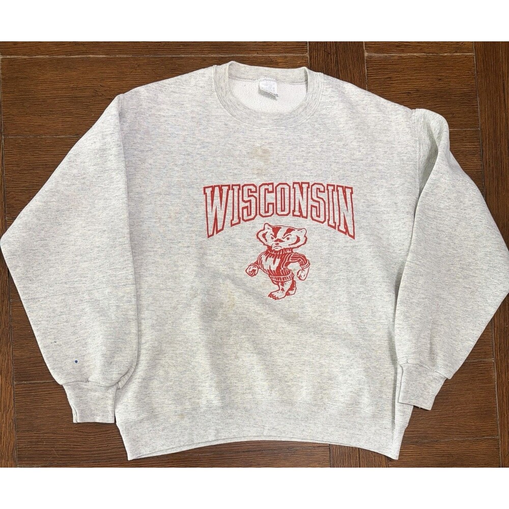 Vintage Wisconsin Badgers Men’s Size L Grey Made in USA Crewneck Sweater